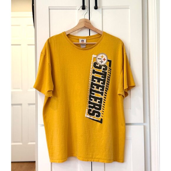 Vintage Yellow and Black Pittsburgh Steelers Graphic T-shirt Size XL NFL - Picture 1 of 6